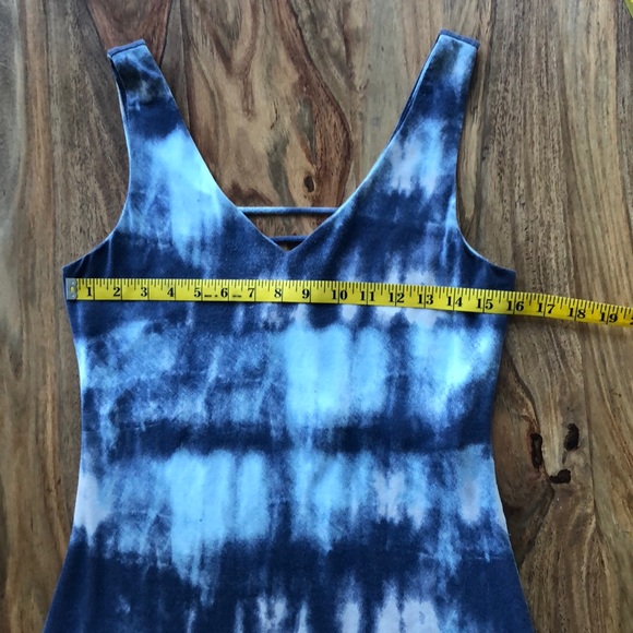 Tart Collections Tie Dye Blue Small Medium Large - Picture 7 of 10